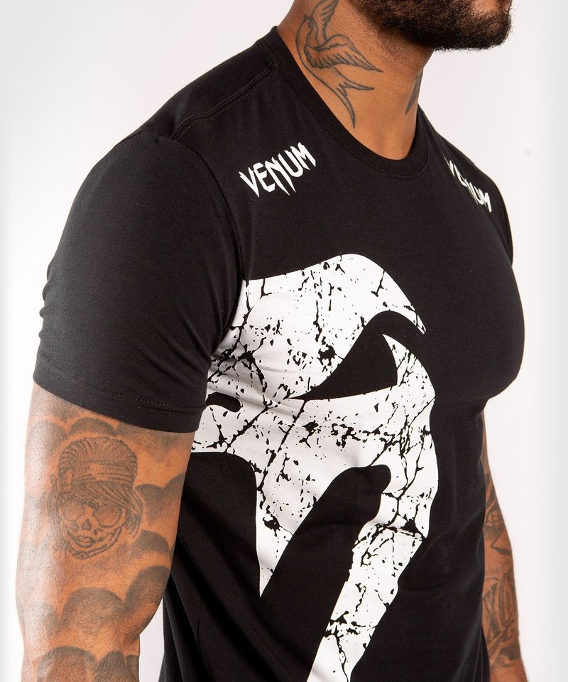 Venum Venum T-shirt Giant Zwart Wit Venum MMA Fight Wear