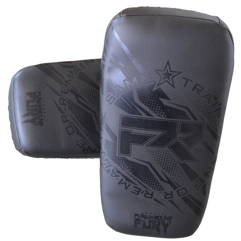 PunchR™  PunchR™ Train Insane Curved Thai Pads Arm Kick Pads NT Zwart op Zwart