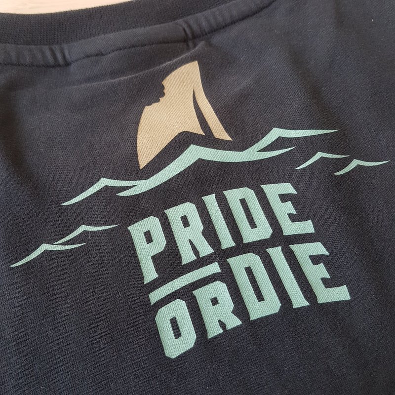 Pride or Die PRIDE or DiE T-Shirt PoD Island Schwarz