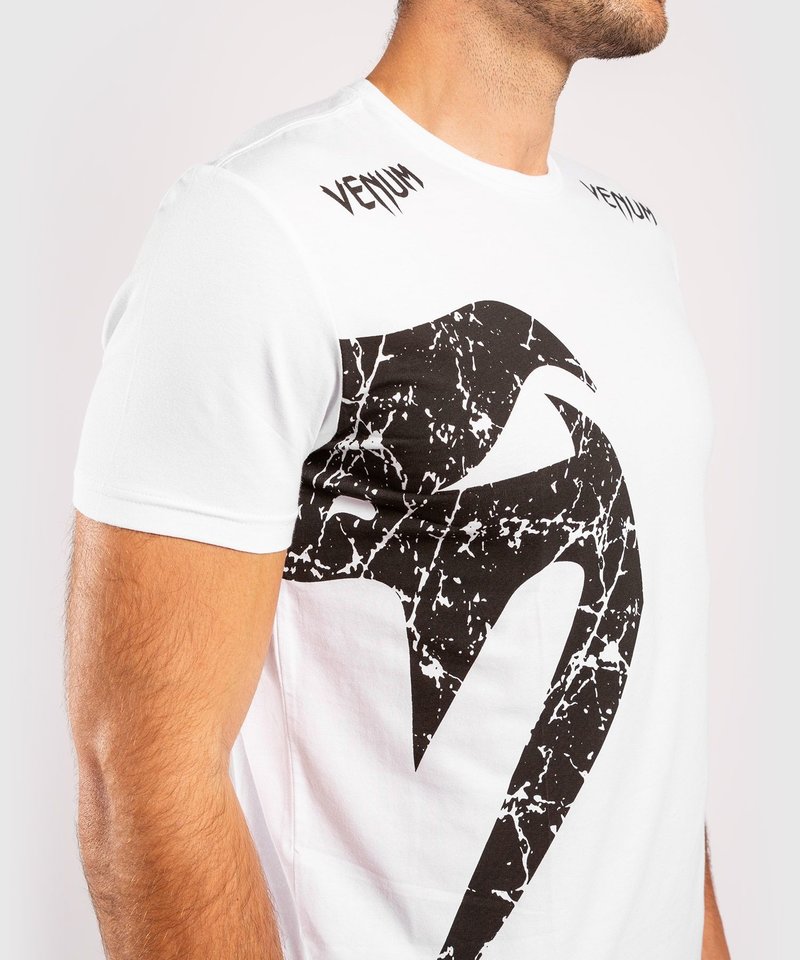 Venum Venum T Shirt Giant White Black Venum Fightwear Europe