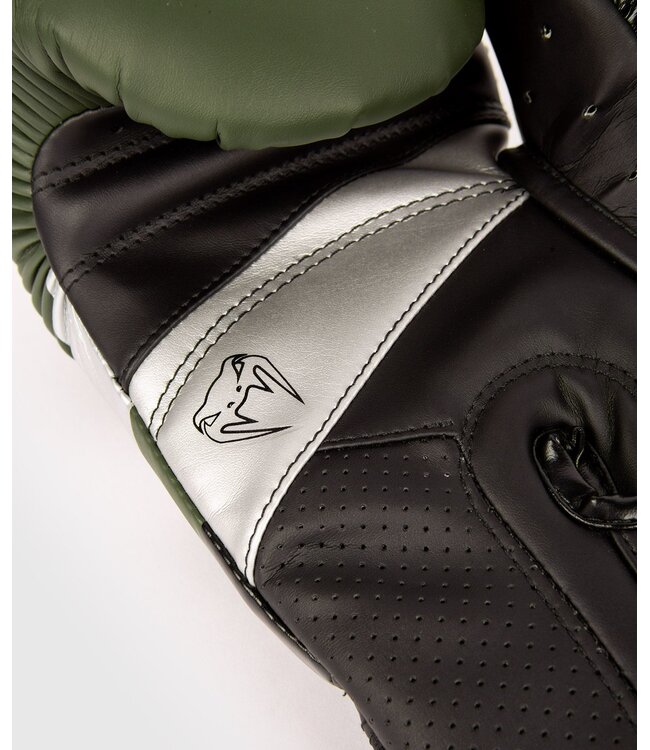 Venum Elite Evo Bokshandschoenen Kaki Zilver