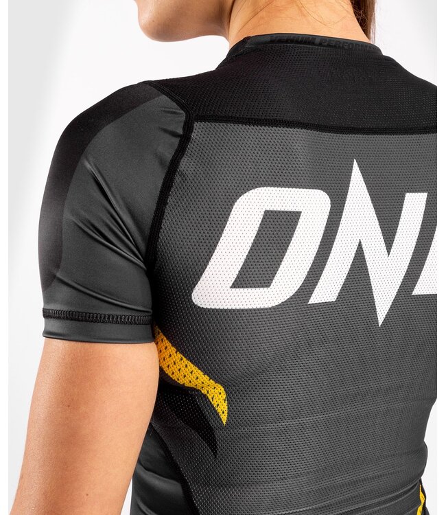 Venum Venum ONE FC IMPACT Rashguard K/A Damen Grau Gelb