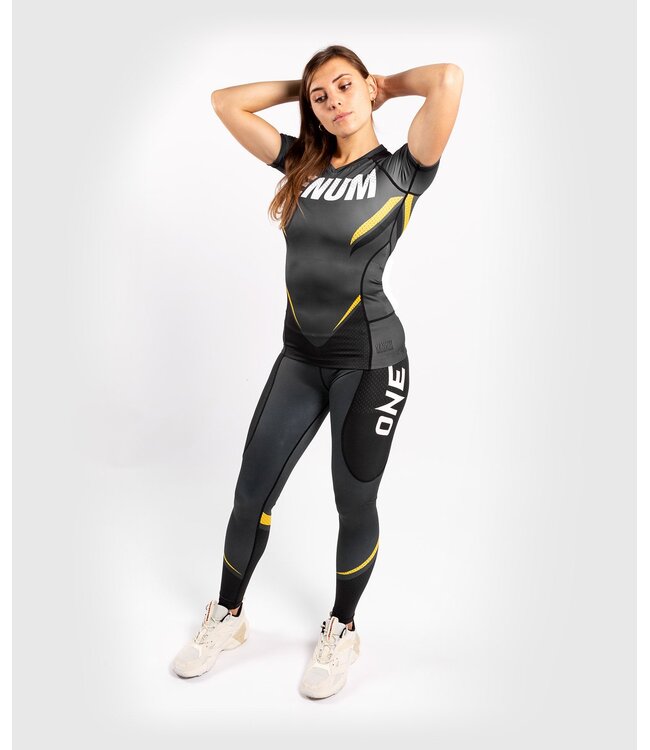 Venum ONE FC IMPACT Rashguard S/S Dames Grijs Geel