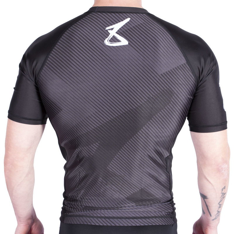 8 Weapons 8 WEAPONS Rash Guard Short Sleeves Strike Zwart