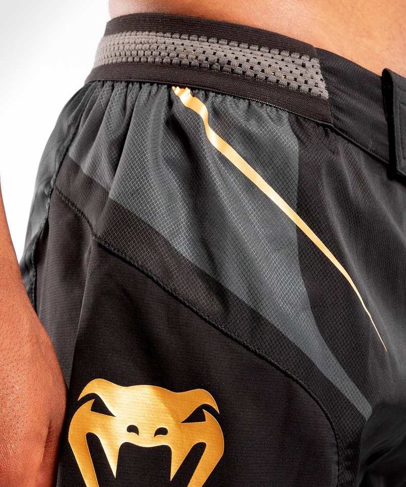 Venum Venum Athletics Fightshorts Schwarz Gold