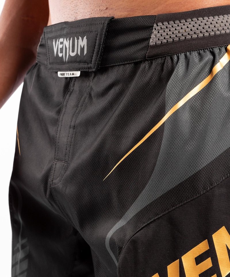 Venum Venum Athletics Fightshorts Black Gold