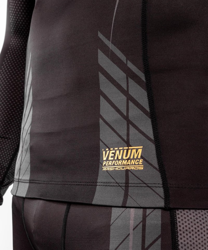 Venum Venum Athletics Compressie T-shirt Rash Guard L/S Zwart Goud