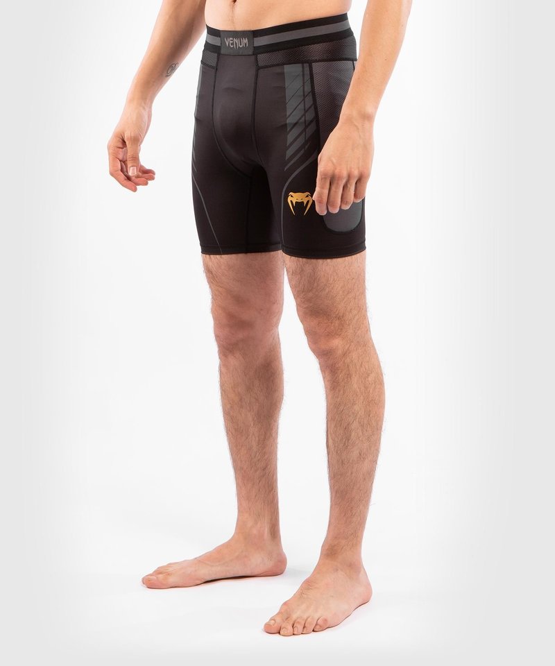 Venum Venum Athletics Vale Tudo Compressie Short Zwart Goud