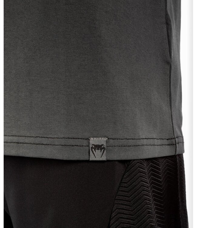 Venum Classic T-shirt Zwart Donkergrijs