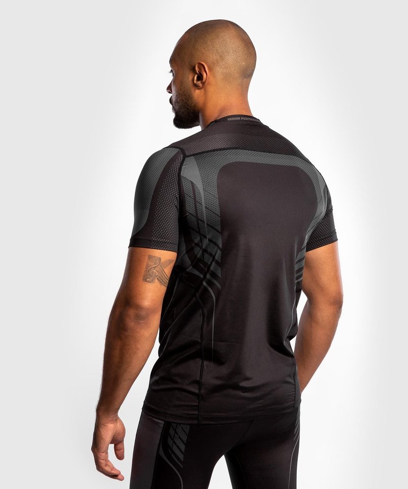 Venum Venum Athletics Dry Tech t-shirt Black Gold