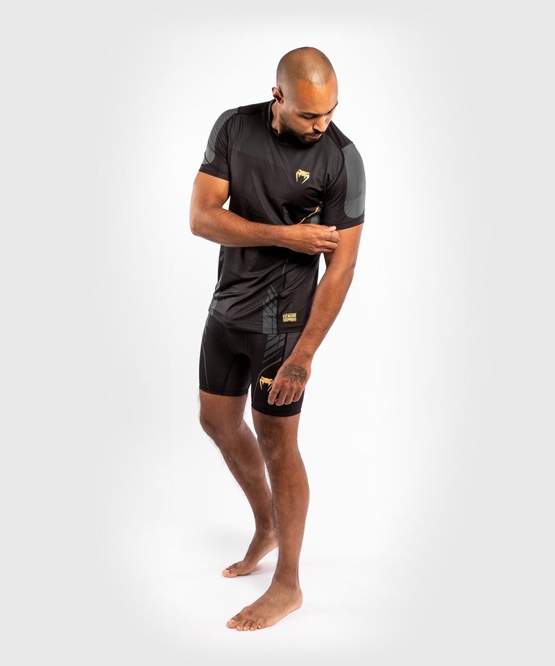 Venum Venum Athletics Dry Tech t-shirt Black Gold