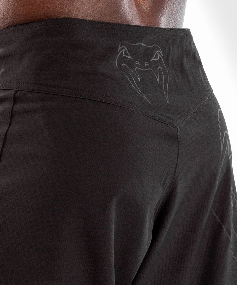 Venum Venum Light 4.0 Fightshorts Schwarz Bronze Venum Fightwear