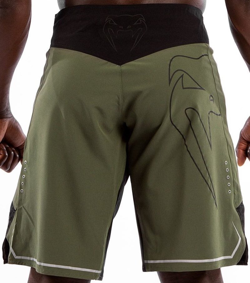 Venum Venum Light 4.0 Fight Shorts Khaki Zilver Venum Fightwear