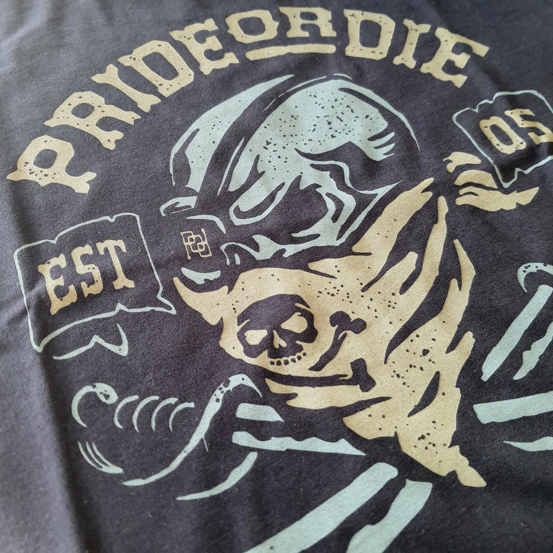 Pride or Die PRiDEorDiE Pirate T Shirt Zwart
