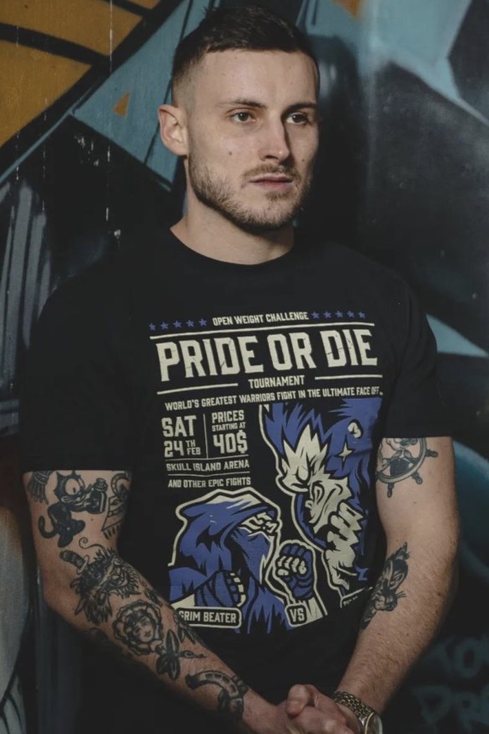 Pride or Die PRiDE or DiE Versus T-Shirt Schwarz