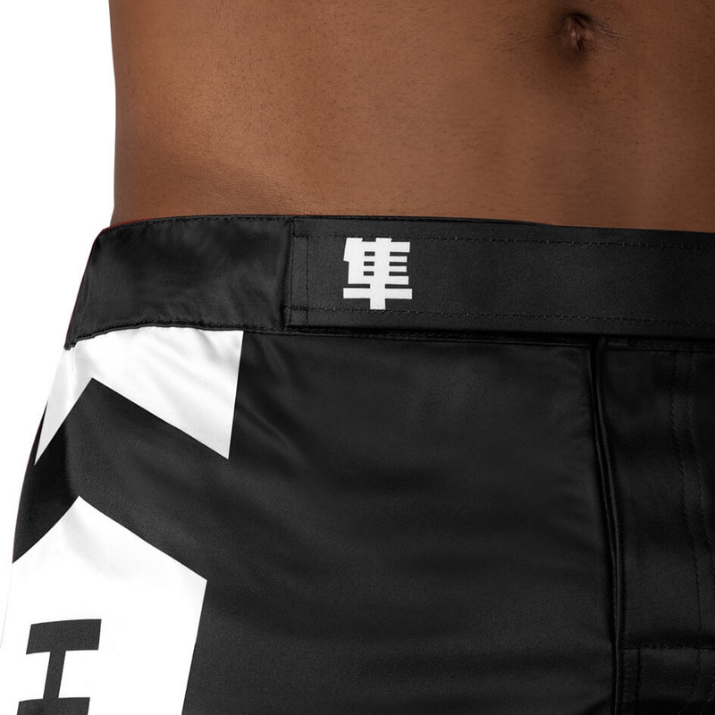 Hayabusa Hayabusa Icon Mittellange Kampfshorts Schwarz Weiß