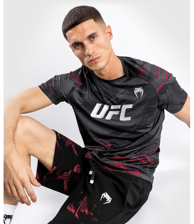UFC UFC Venum Authentic Fight Week 2.0 Performance T-shirt Zwart Rood