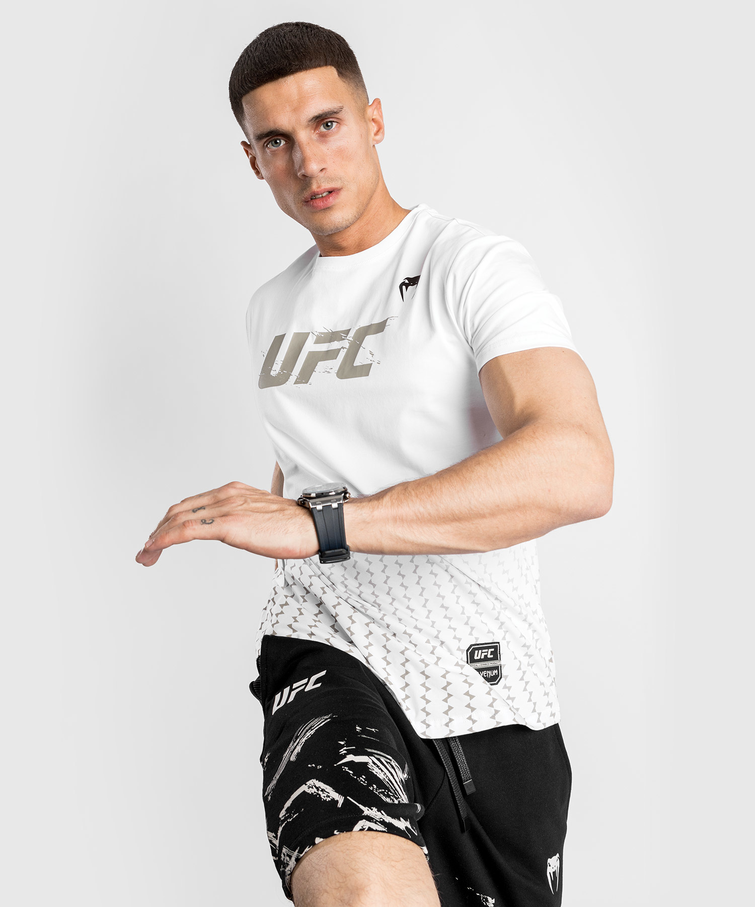 UFC Venum Authentic Fight Week T-shirt Khaki - FIGHTWEAR SHOP EUROPE
