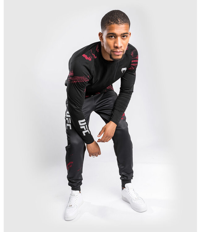 UFC UFC Venum Authentic Fight Week 2.0 L/S Shirt Black Red