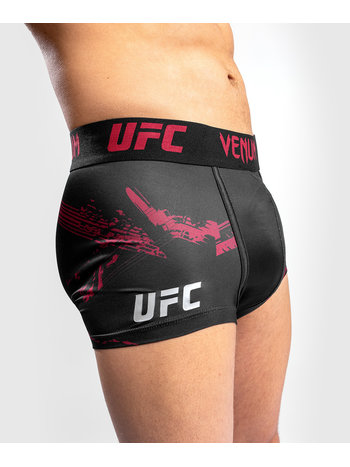 Venum Mens Ufc Authentic Fight Week Socks : : Clothing, Shoes &  Accessories