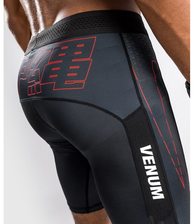 Venum OKINAWA 3.0 Vale Tudo Shorts Schwarz Rot