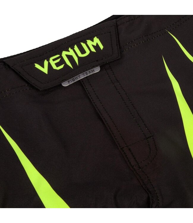 Venum Predator X MMA Kampfshorts Schwarz Gelb