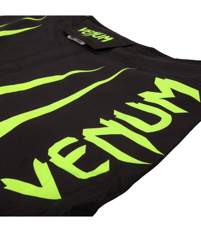 Venum Predator X MMA Fight Short Zwart Geel