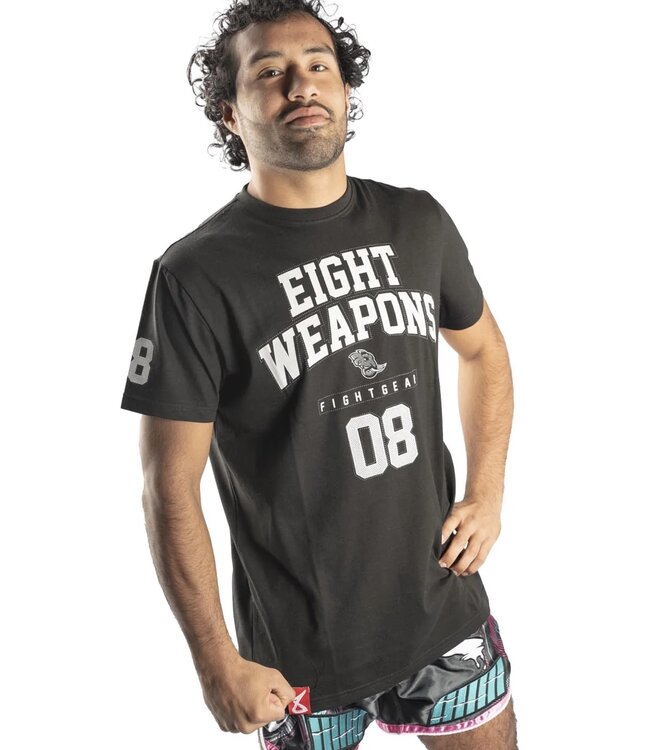 8 Weapons 8 WEAPONS Muay Thai T-Shirt Team 08 Zwart Wit