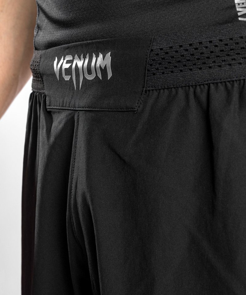 Venum Venum Tempest 2.0 Fightshorts Zwart Grijs Venum Kleding