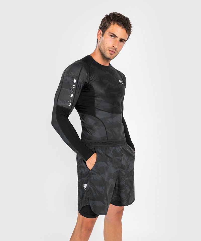 Venum Venum Electron 3.0 Rash Guard Compression Shirt L/S Black