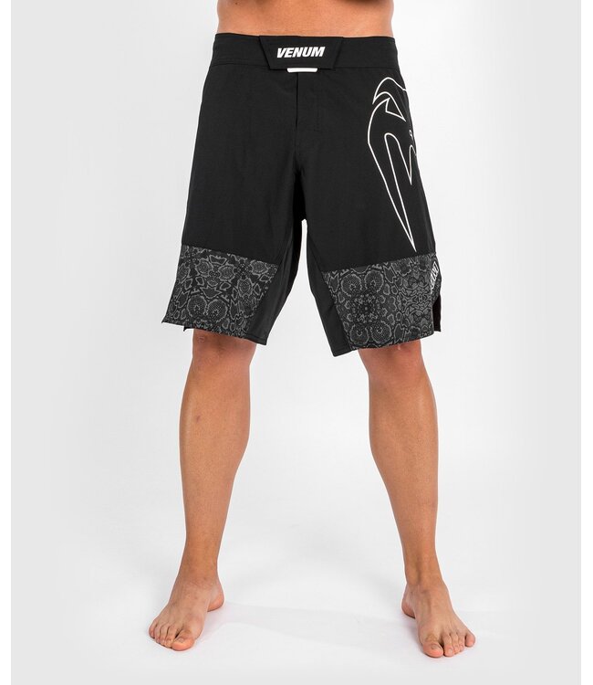 Venum Fightshorts Light 4.0 Black White