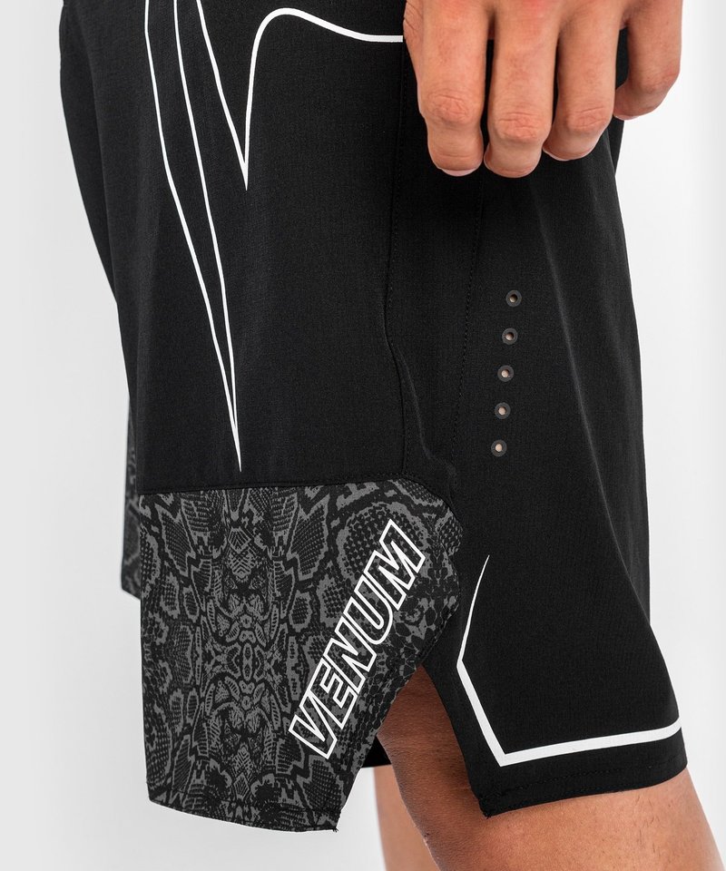 Venum Venum Fightshorts Light 4.0 Schwarz Weiß