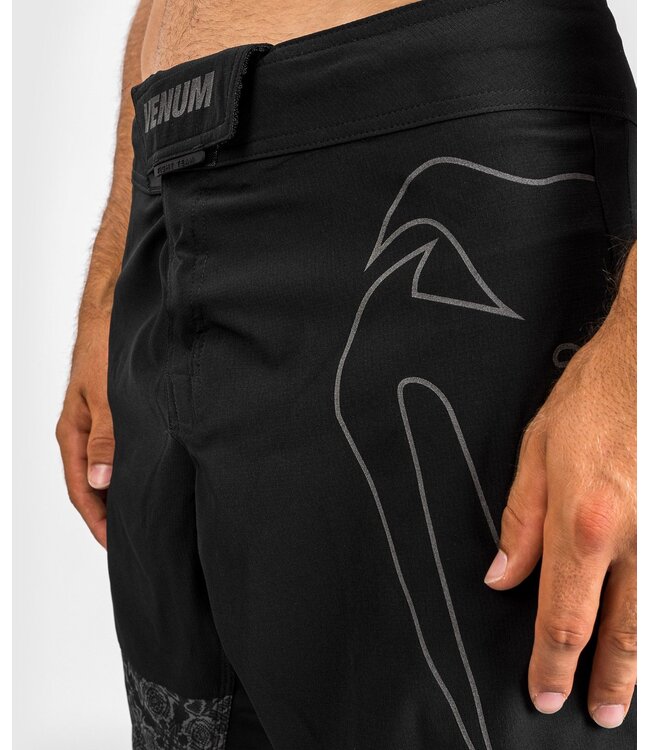 Venum Fightshorts Light 4.0 Schwarz Schwarz