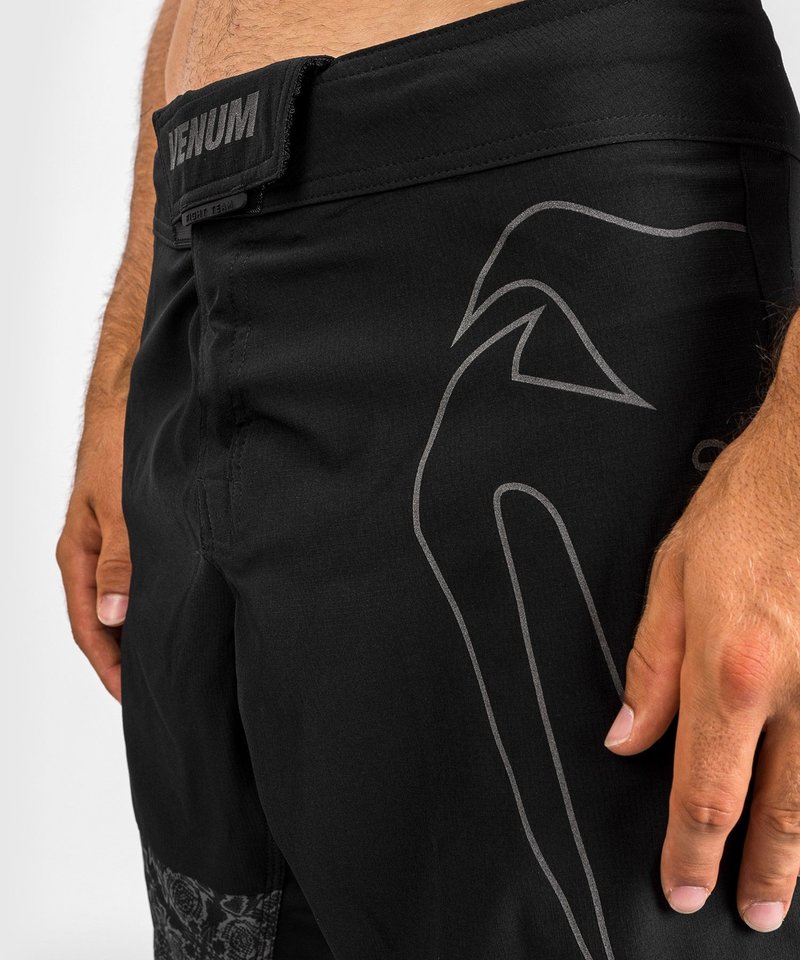 Venum Venum Fightshort Light 4.0 Zwart Zwart