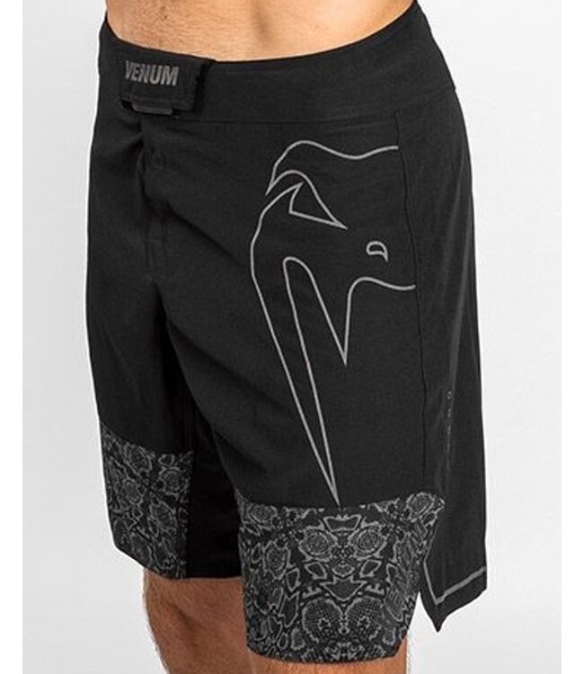 Venum Fightshorts Light 4.0 Schwarz Schwarz