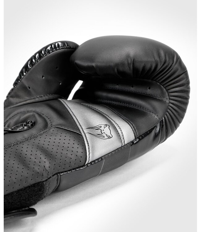 Venum Elite Evo Boxhandschuhe Schwarz Schwarz
