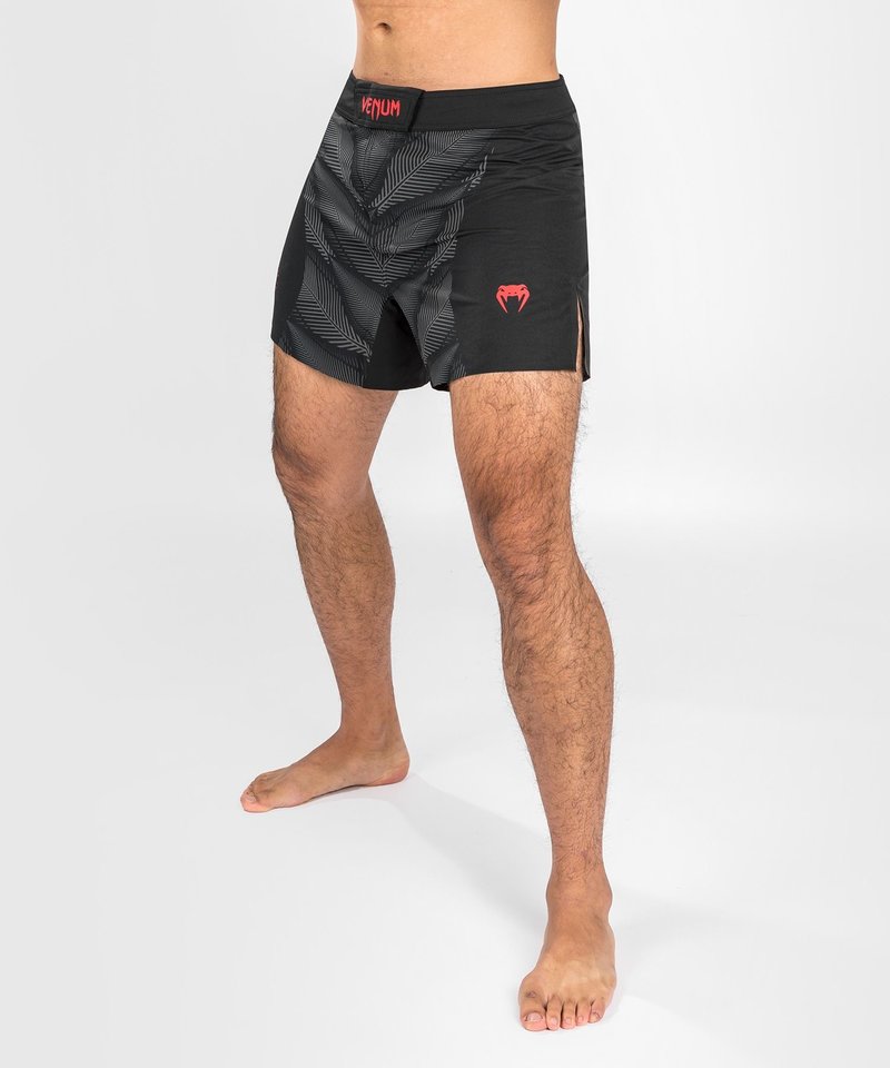 Venum Venum PHANTOM Fightshort Zwart Rood