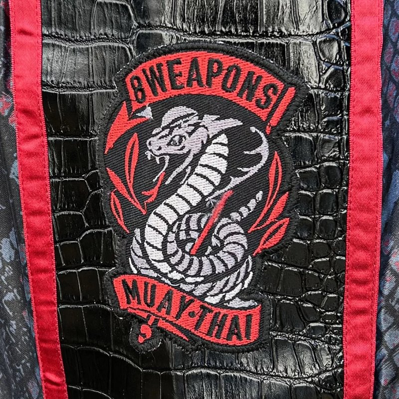 8 Weapons 8 WEAPONS Muay Thai Shorts Snake Red