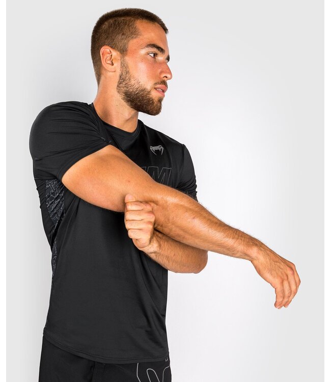 Venum Classic Evo Dry Tech T-Shirt Black Black Reflective