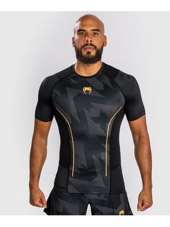 Venum Electron 3.0 Rash Guard Compression Shirt Black - FIGHTWEAR SHOP  EUROPE