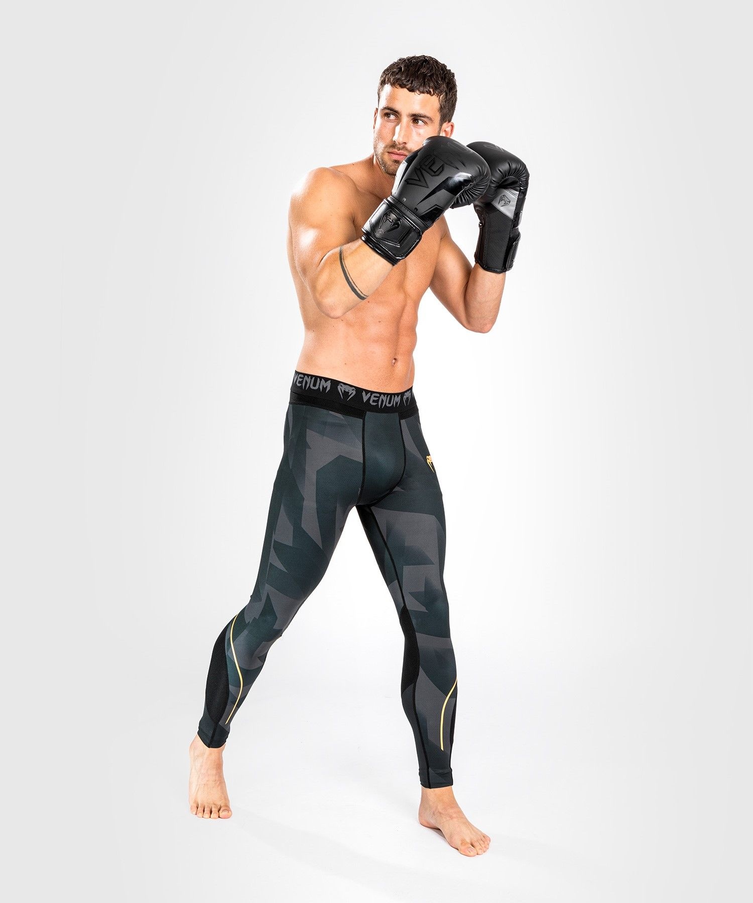 Venum Razor Sports Leggings Spats Black Gold - FIGHTWEAR SHOP EUROPE