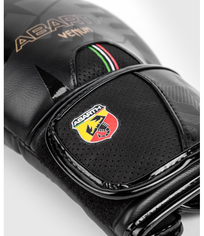 Venum Abarth #1 Boxhandschuhe Schwarz Gold