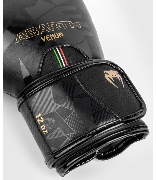 Venum Abarth #1 Boxhandschuhe Schwarz Gold