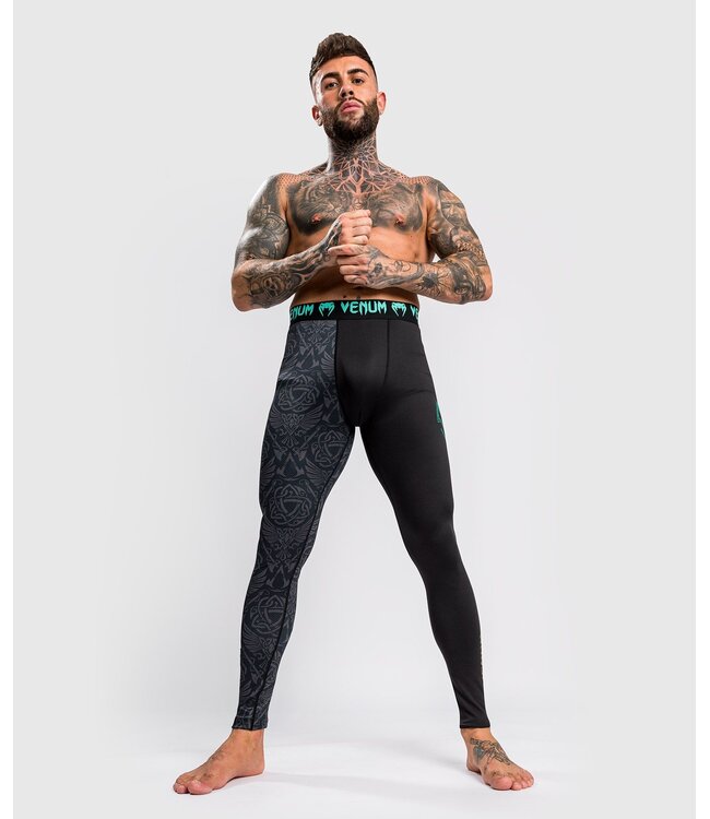 Venum Assassin's Creed Reloaded Sportleggings Spats Tights Schwarz