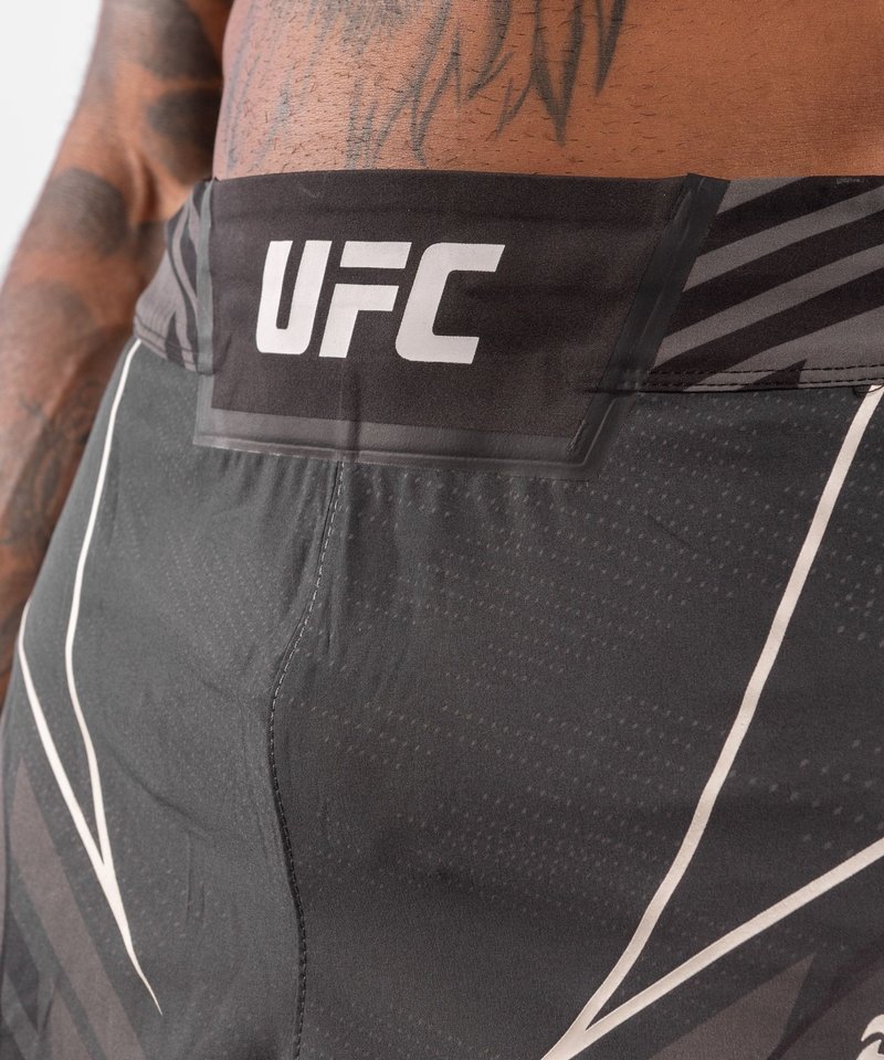 UFC | Venum UFC Venum Authentic Fight Night Short Long Fit Zwart