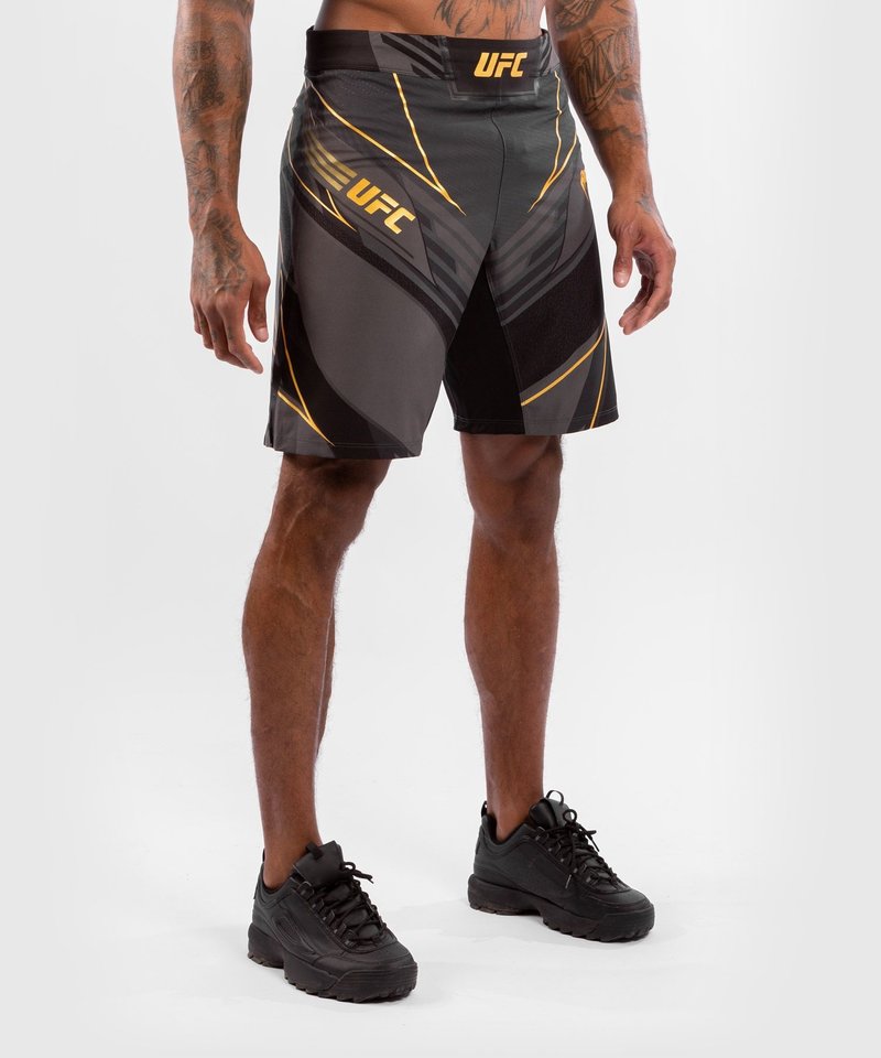 UFC | Venum UFC Venum Authentic Fight Night Heren Short Long Fit Champion