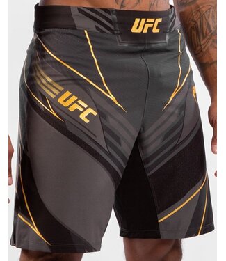 UFC UFC Venum Authentic Fight Night Heren Short Long Fit Champion