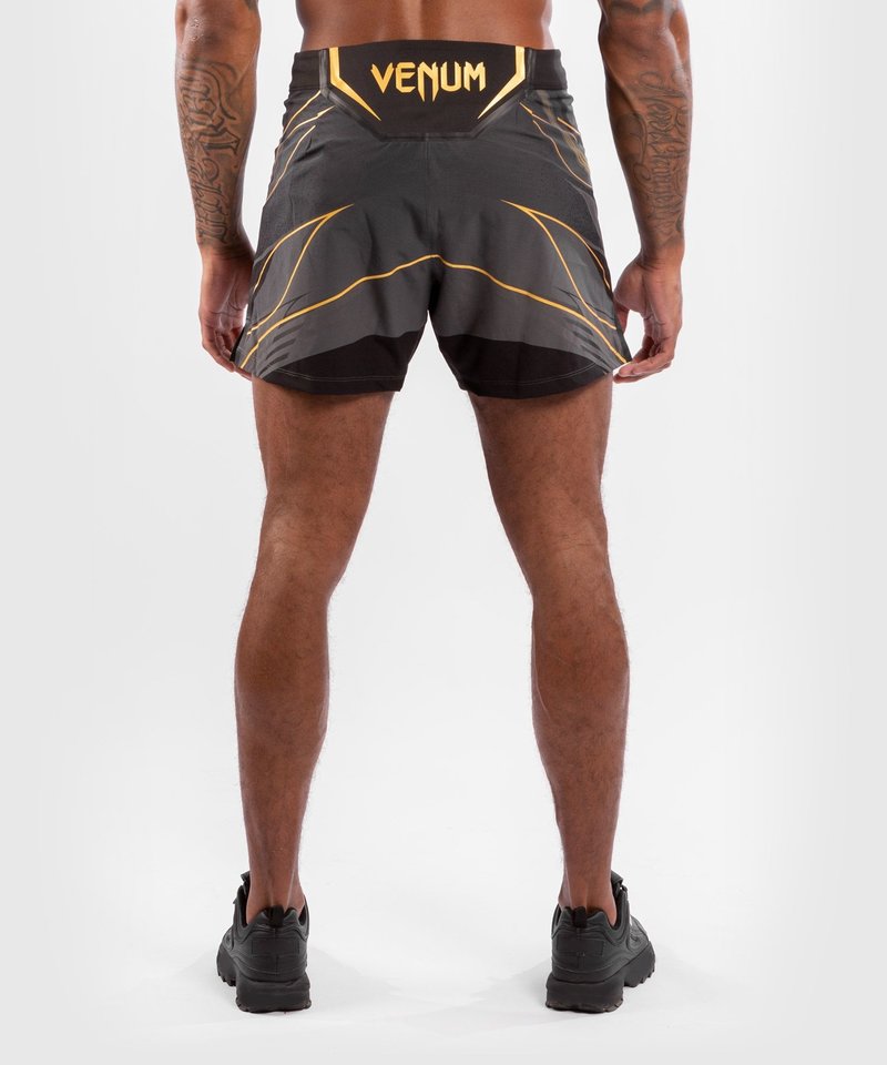 UFC | Venum UFC Venum Authentic Fight Night Men's Fighthorts Short Fit Champion