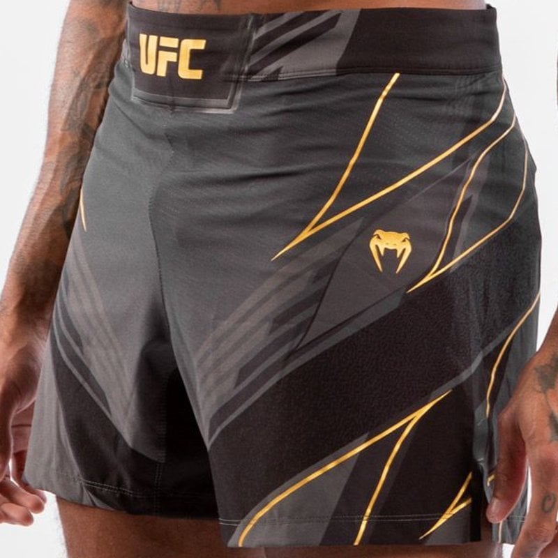 UFC | Venum UFC Venum Authentic Fight Night Men's Fighthorts Short Fit Champion