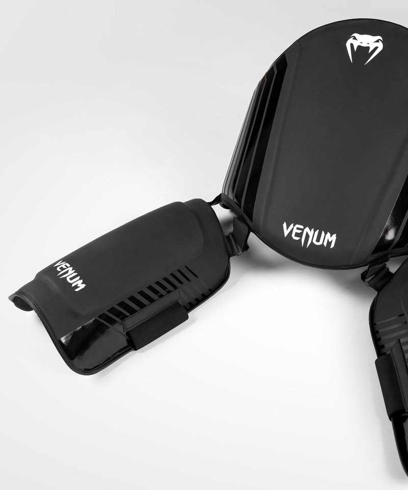 Venum Venum Challenger Buik- en beenbeschermer Zwart Wit